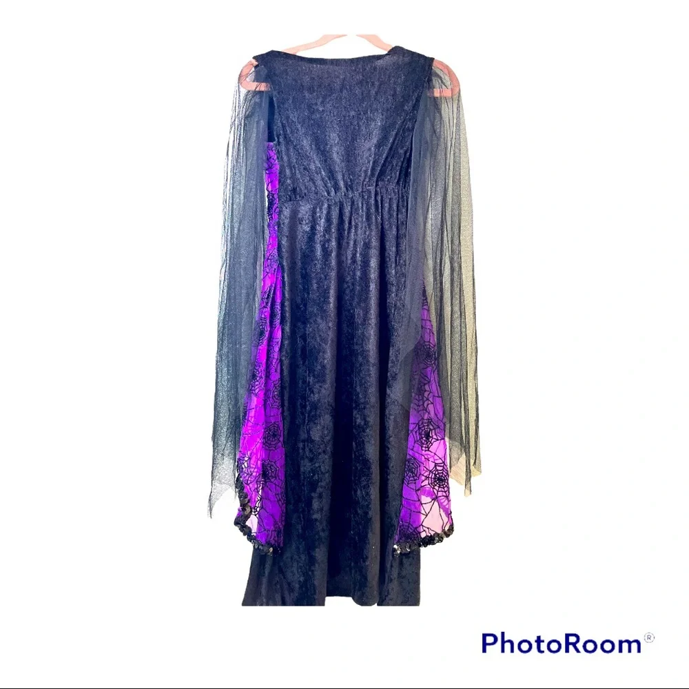 Witch costume 4-6y old Halloween